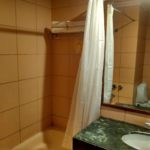 Vasant Palace Hotel Mussoorie Executive Room Bathroom